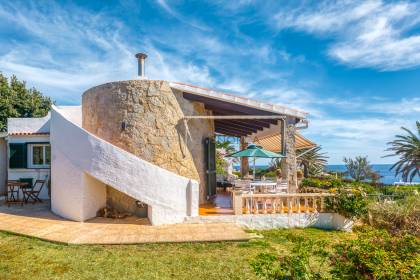 Renovated villa with sea views in S'Algar