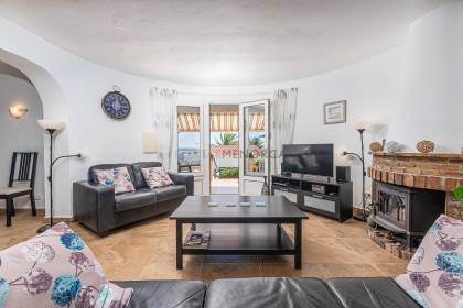 Renovated villa with sea views in S'Algar
