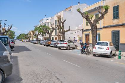 Interesante casa para reformar en el Paseo San Nicolás