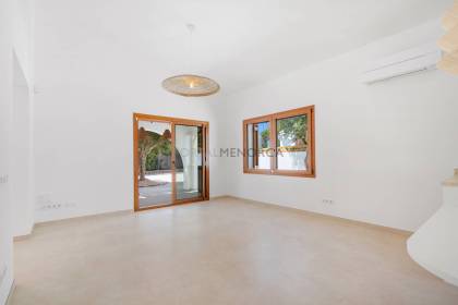 Interesting fully refurbished villa in Cala'n Bosch