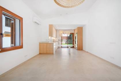 Interesting fully refurbished villa in Cala'n Bosch
