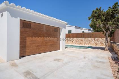 Interesting fully refurbished villa in Cala'n Bosch