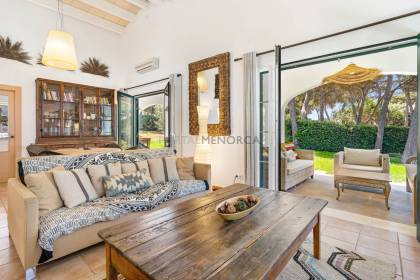 Beautiful 4-bedroom villa with pool in Son Parc
