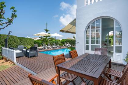 Villa avec piscine et licence touristique à Cala'n Bosch