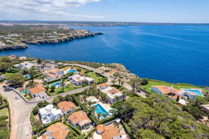 Chalet en primera línea de mar en Cala'n Blanes