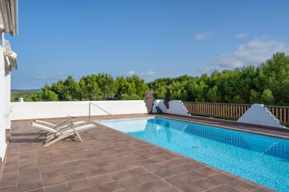 Magnifique villa avec piscine et vue sur la mer à Cala Morell