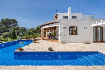 Magnifique villa dans l'urbanisation exclusive de Cala Morell.
