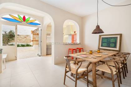 Charmante maison avec un patio de 33m² au cœur du centre historique de Ciutadella.