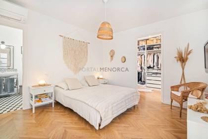 Spectacular private flat in the centre of Ciutadella.