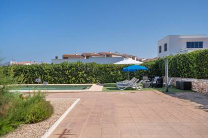 Chalet en Calan Blanes con vistas al mar.