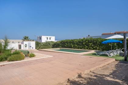 Chalet en Calan Blanes con vistas al mar.