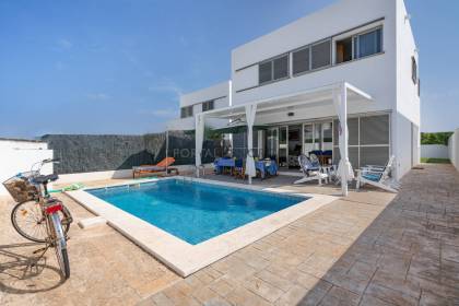 Villa with Tourist Licence in Cala'n Bosch