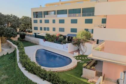 Second-floor flat with lift near Ciutadella's Seafront Promenade