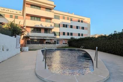 Second-floor flat with lift near Ciutadella's Seafront Promenade