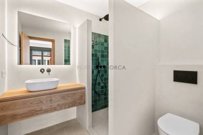 Casa en primera planta con derecho a vuelo en el centro de Ciutadella