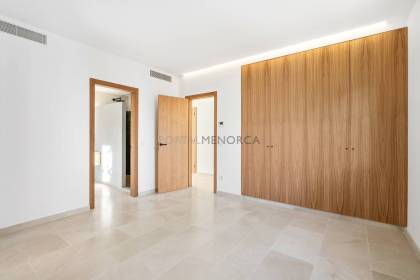 Casa en primera planta con derecho a vuelo en el centro de Ciutadella