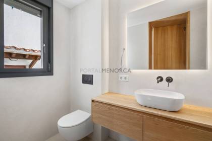 Casa en primera planta con derecho a vuelo en el centro de Ciutadella