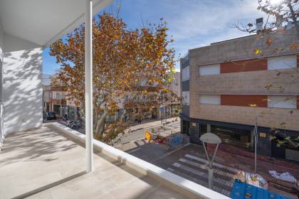 Casa en primera planta con derecho a vuelo en el centro de Ciutadella