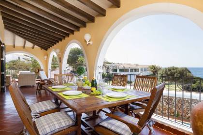 Chalet con vistas al mar en Calan Brut