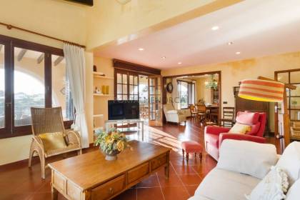 Chalet con vistas al mar en Calan Brut