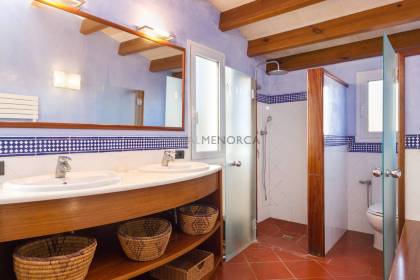 Chalet con vistas al mar en Calan Brut