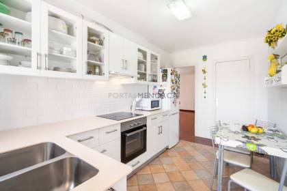 Spacious 126 m² Apartment with Lift in Ciutadella