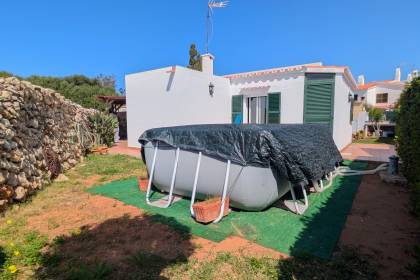Detached villa in a quiet street of Son Carrió.