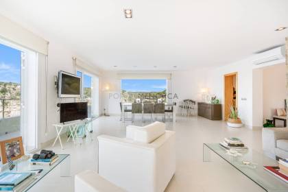 Spectacular Frontline Villa in Cala en Porter