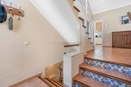 Attractive villa with sea views, featuring 4 bedrooms and three bathrooms in Son Blanc
