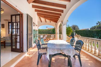 Interesting villa with tourist licence in Cala'n Bosch