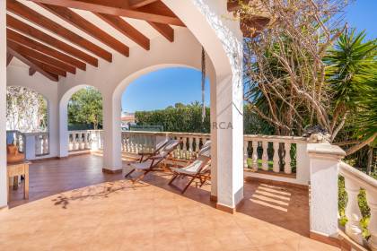 Interesting villa with tourist licence in Cala'n Bosch