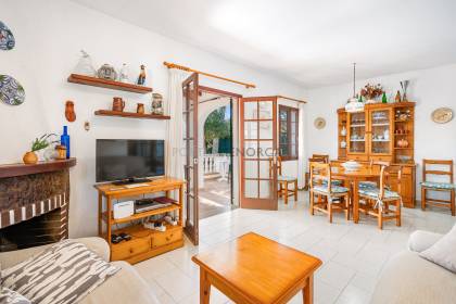 Interesting villa with tourist licence in Cala'n Bosch