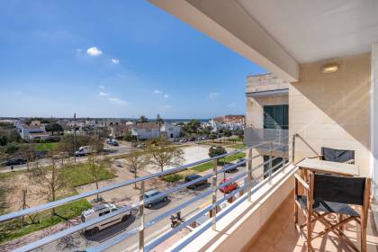 Duplex penthouse avec vue mer situé dans la zone du Paseo Marítimo.