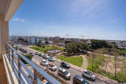 Duplex penthouse avec vue mer situé dans la zone du Paseo Marítimo.