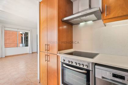 Duplex penthouse avec vue mer situé dans la zone du Paseo Marítimo.