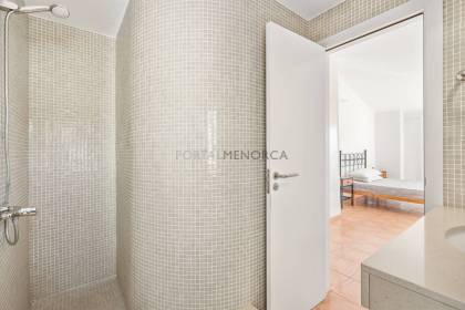 Duplex penthouse avec vue mer situé dans la zone du Paseo Marítimo.