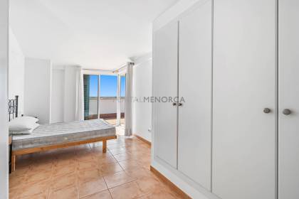 Duplex penthouse avec vue mer situé dans la zone du Paseo Marítimo.