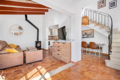 Villa with 3/4-bedroom and sea views in Cala Blanca