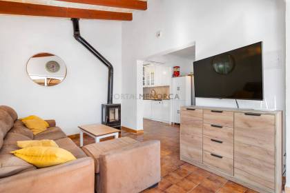 Villa with 3/4-bedroom and sea views in Cala Blanca
