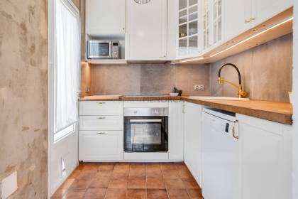 Villa with 3/4-bedroom and sea views in Cala Blanca