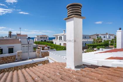 Villa with 3/4-bedroom and sea views in Cala Blanca