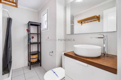 Villa with 3/4-bedroom and sea views in Cala Blanca