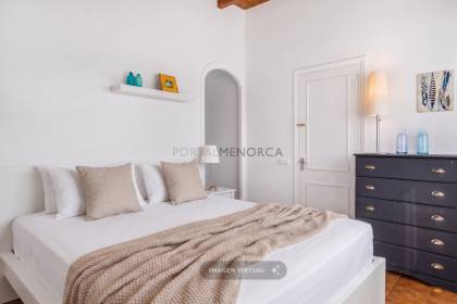 Villa with 3/4-bedroom and sea views in Cala Blanca