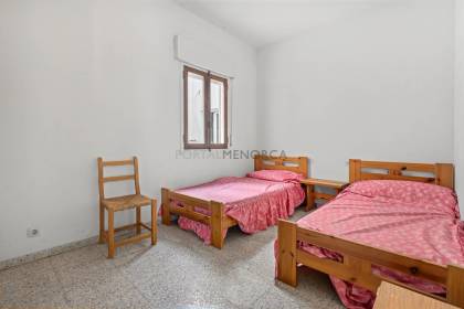 Apartment on Passeig de Sant Nicolau, with lift and south-facing orientation