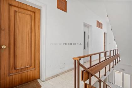 Apartment on Passeig de Sant Nicolau, with lift and south-facing orientation