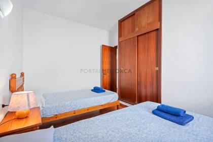 Semi-detached villa with garden in Cala Blanca