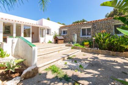 Estupenda casa de campo con terreno en Es Mercadal