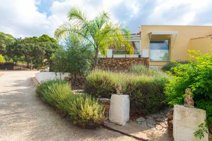 Estupenda casa de campo con terreno en Es Mercadal