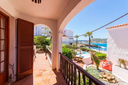 Charming sea view apartment in Playas de Fornells.