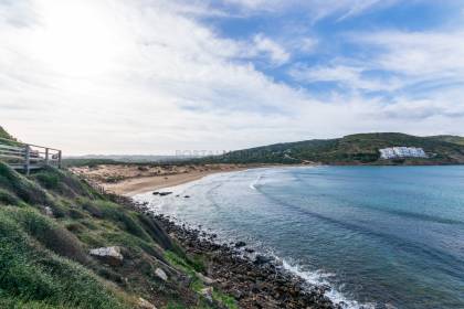 Bonito apartamento con vistas al mar en Playas de Fornells.